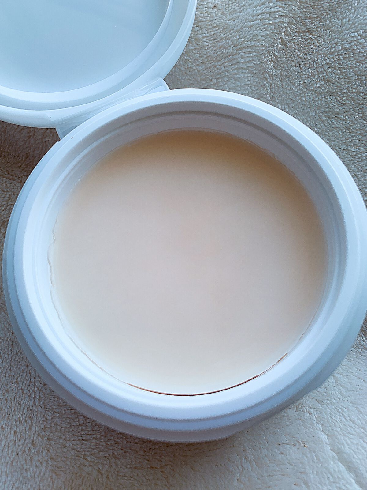 mari@コメントでフォロバ on LIPS 「天然アロマ配合の癒しクレンジングバーム!-----------..」(3枚目)