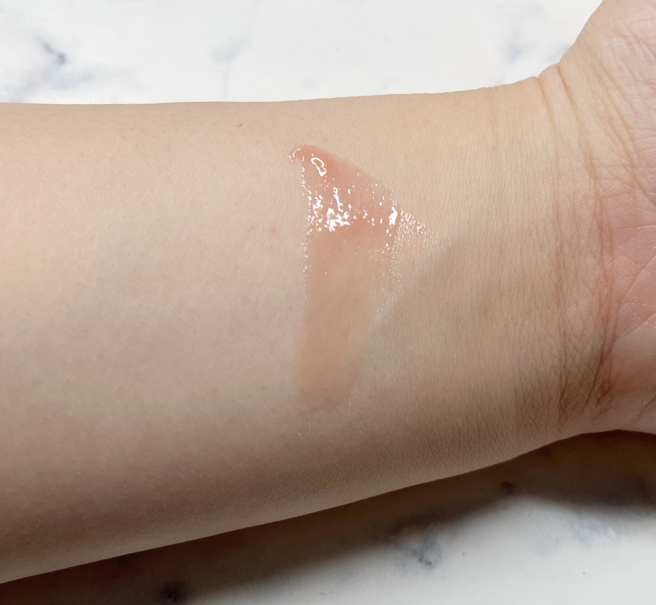 ジルスチュアート　クリスタルブルーム　リップブーケ セラム 03 gerbera coral/JILL STUART/リッププランパーを使ったクチコミ（2枚目）