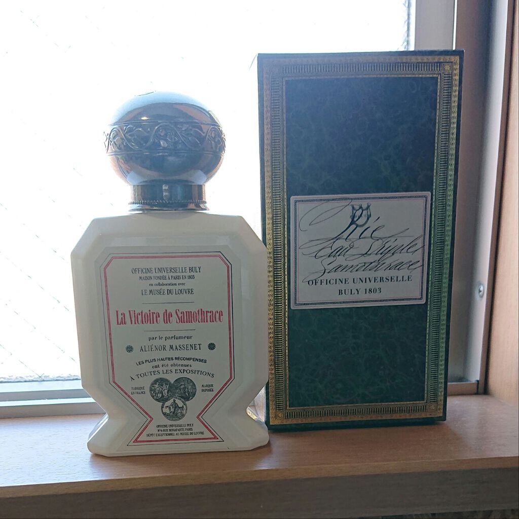 オー・トリプル 「サモトラケのニケ」/オフィシーヌ・ユニヴェルセル・ビュリー/香水(レディース)を使ったクチコミ(1枚目)