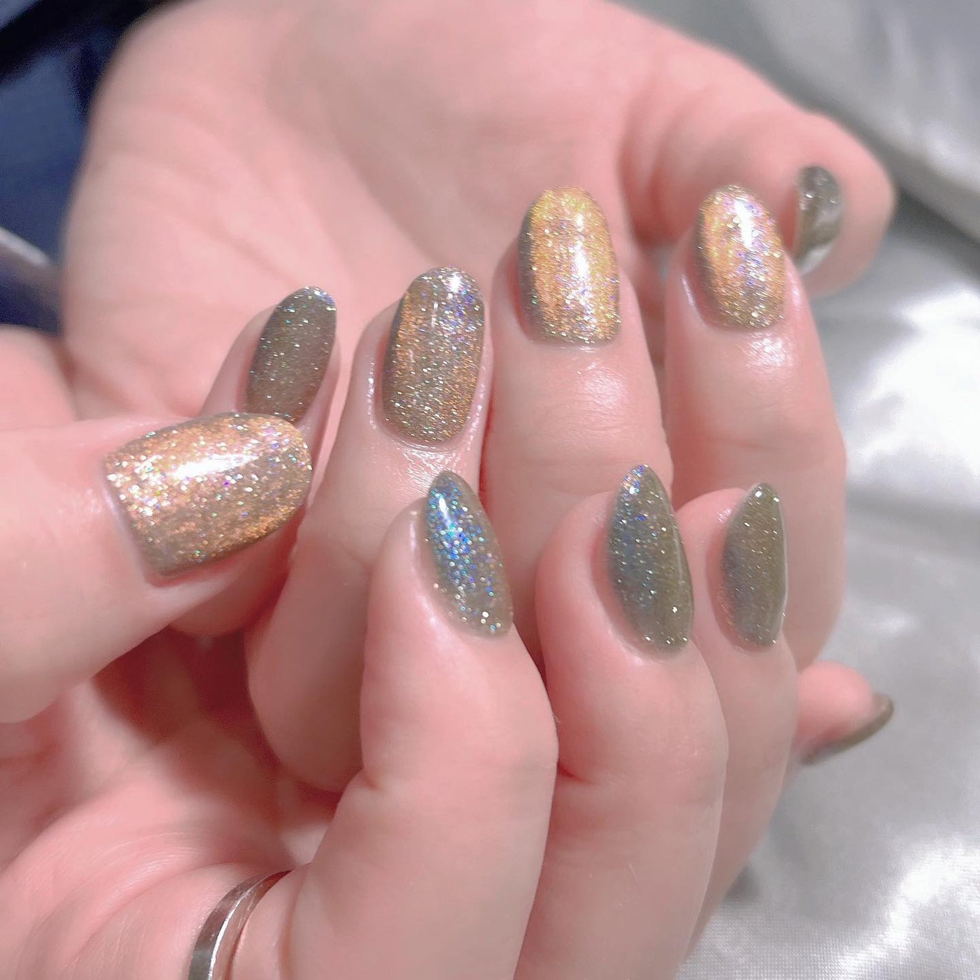 なかやまちえこ on LIPS 「偏向マグネット🪄⠀⠀@licaxxx1さん⠀グリッター×マグネ..」(2枚目)