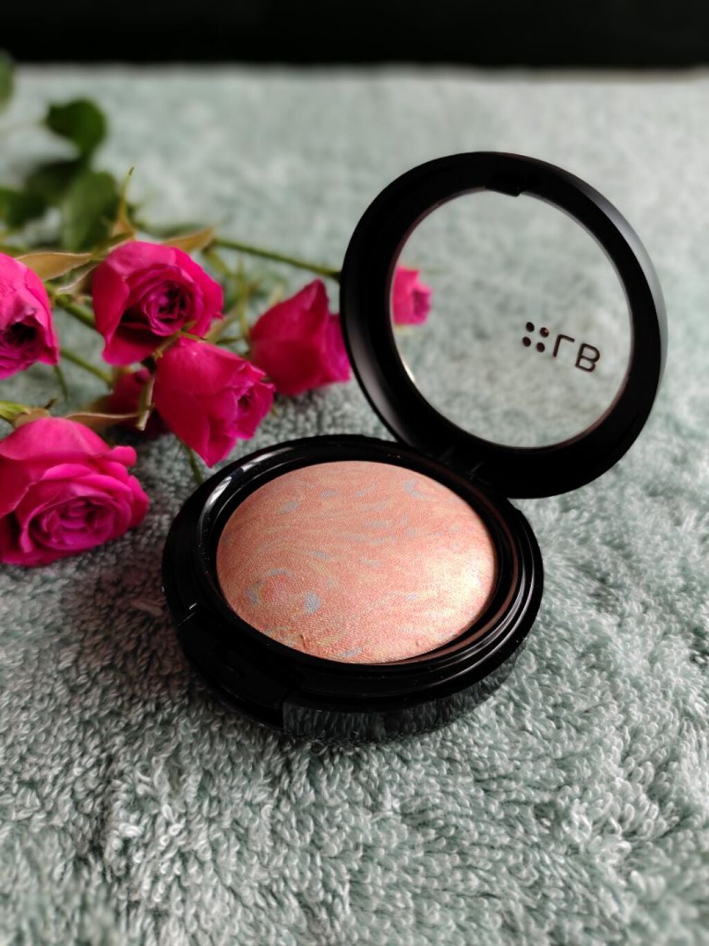 マーブルハイライター/LB/パウダーチークを使ったクチコミ(1枚目)