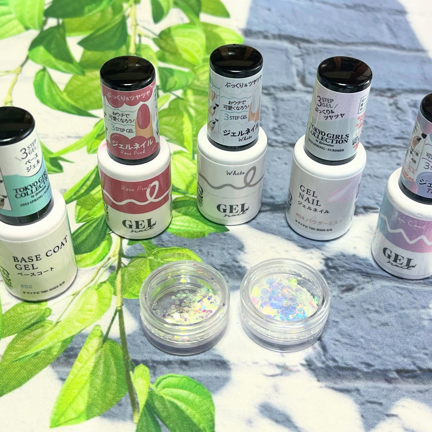 グリッター 6Pセット/DAISO/ネイルチップ・パーツを使ったクチコミ(5枚目)