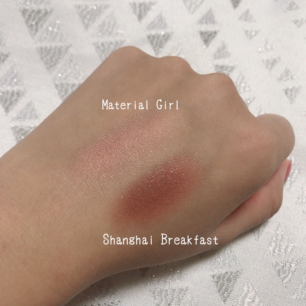 ペネ子 on LIPS 「ザ・アイシャドウってまぶたに塗るシャブですよね。アディクション..」(3枚目)