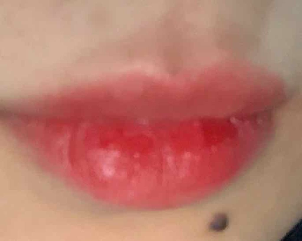 ジューシーラスティングティント/rom&nd/リップティントを使ったクチコミ(2枚目)