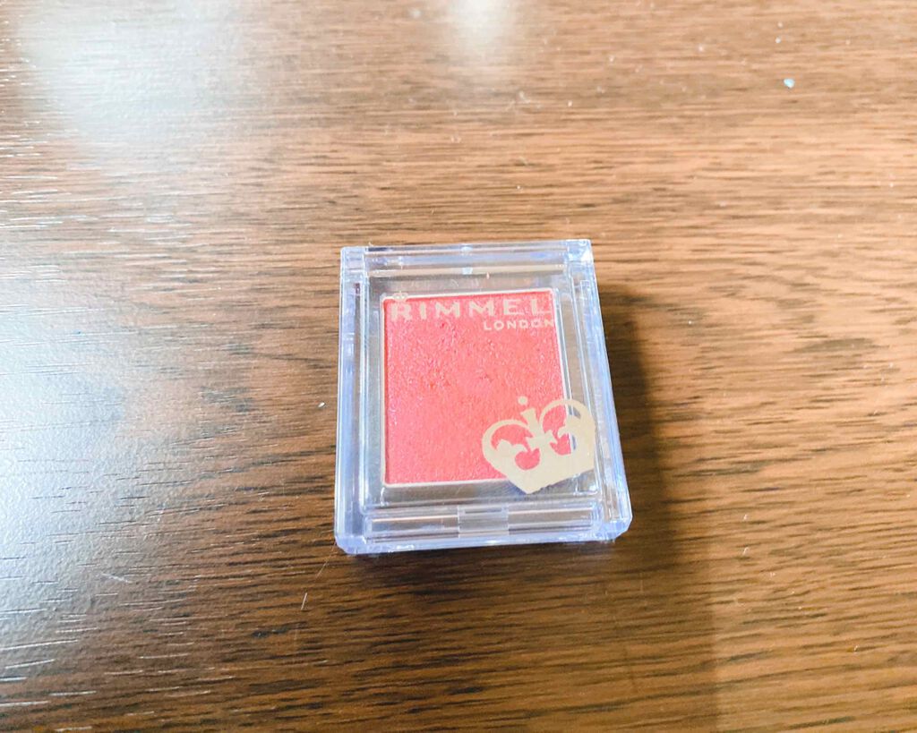 プリズム パウダーアイカラー/リンメル ロンドン/単色アイシャドウを使ったクチコミ（1枚目）