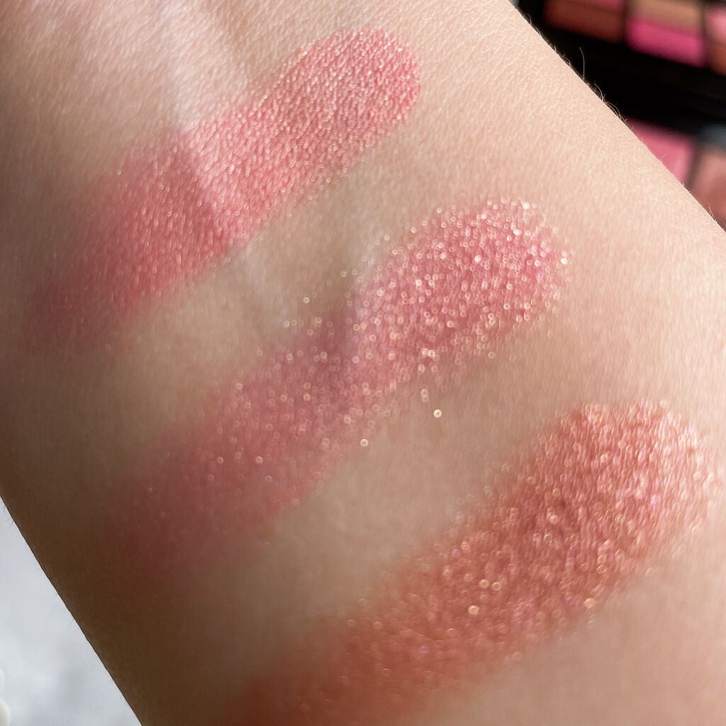 コンパクトアディクション “エターナル イン ピンク”/ADDICTION/アイシャドウパレットを使ったクチコミ(4枚目)