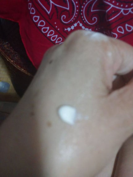 目元ふっくらクリーム NC/なめらか本舗/アイケア・アイクリームを使ったクチコミ(2枚目)