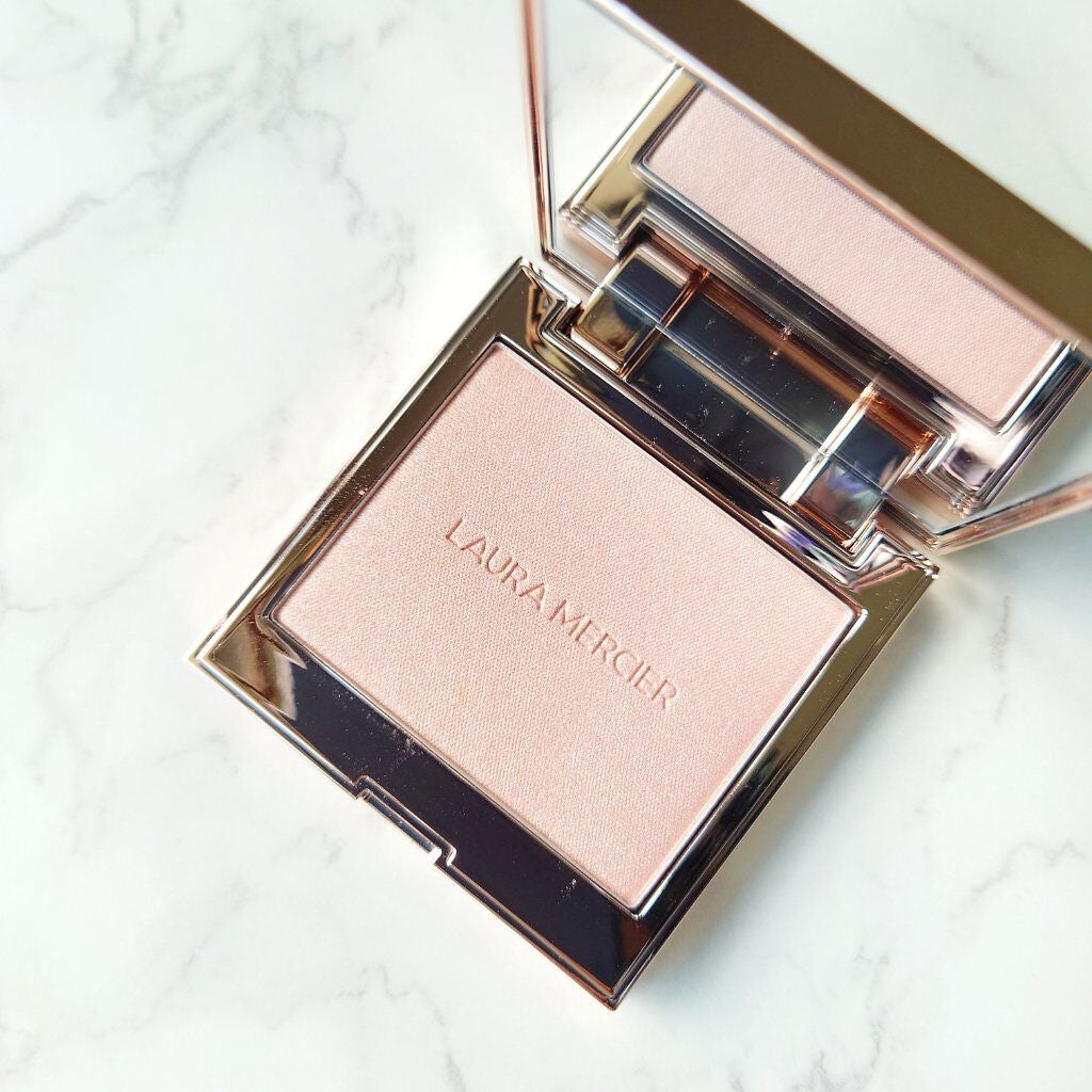 ミニハイライティングパウダー/BOBBI BROWN/パウダーハイライトを使ったクチコミ(8枚目)