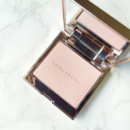 ミニハイライティングパウダー/BOBBI BROWN/パウダーハイライトを使ったクチコミ(8枚目)