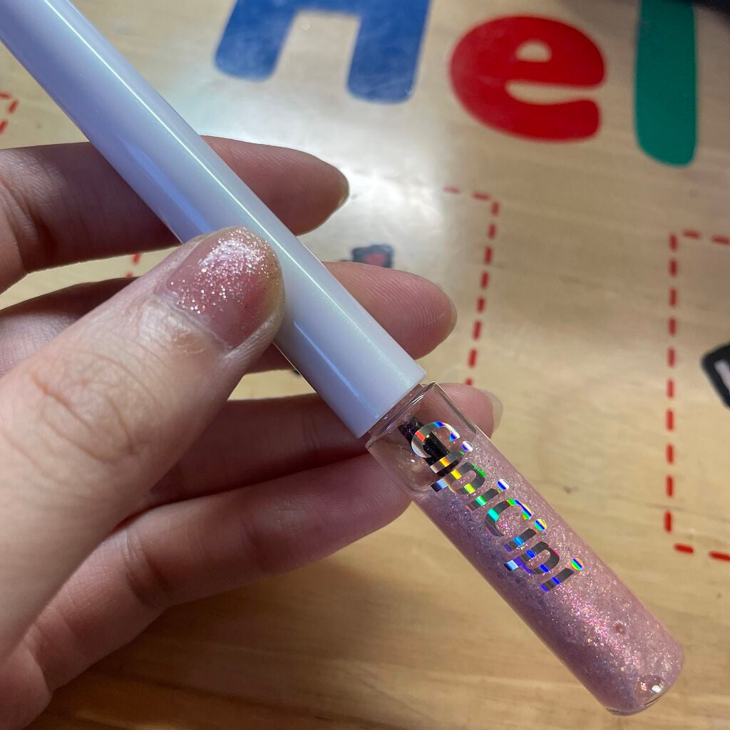 グリッターイルミネーションライナー/CipiCipi/リキッドアイライナーを使ったクチコミ(2枚目)