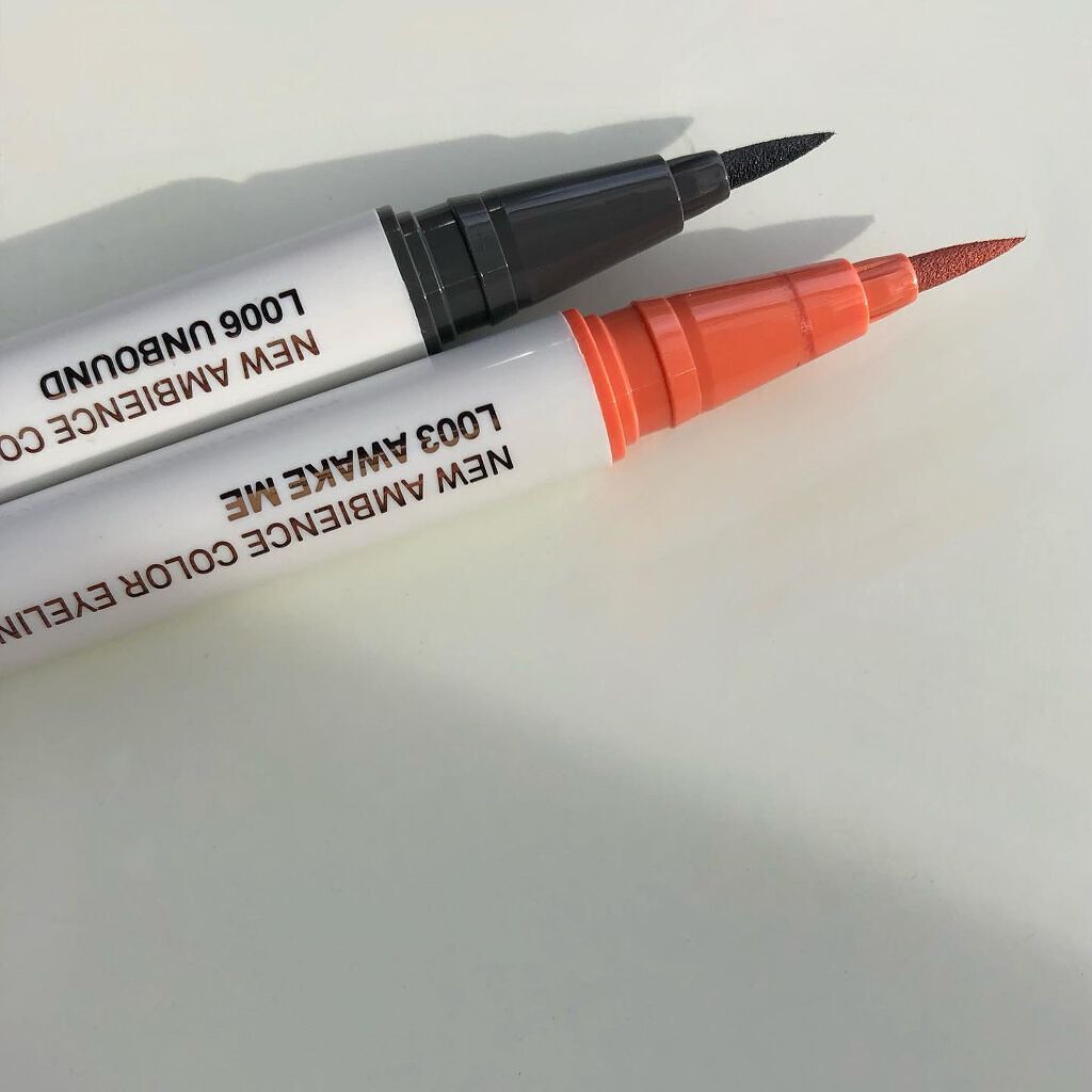 ニューアンビエンスカラーアイライナー/hince/リキッドアイライナーを使ったクチコミ(3枚目)