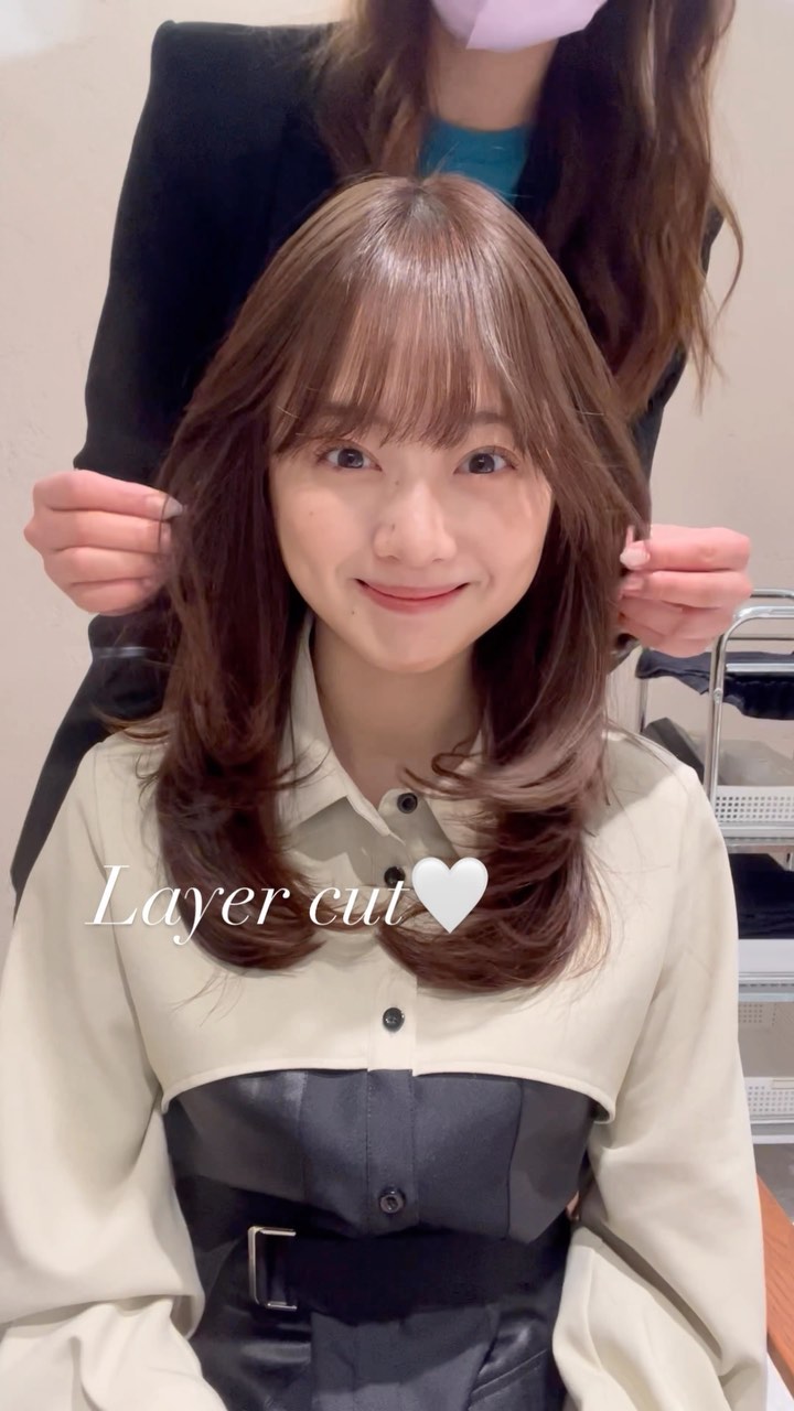 柔らかいレイヤースタイル🩵

透明感あるカラーと一緒に🩷
ワンカールでキマるレイヤーカット💇🏼‍♀️
おすすめです☺️❤️❤️❤️
#レイヤーカット