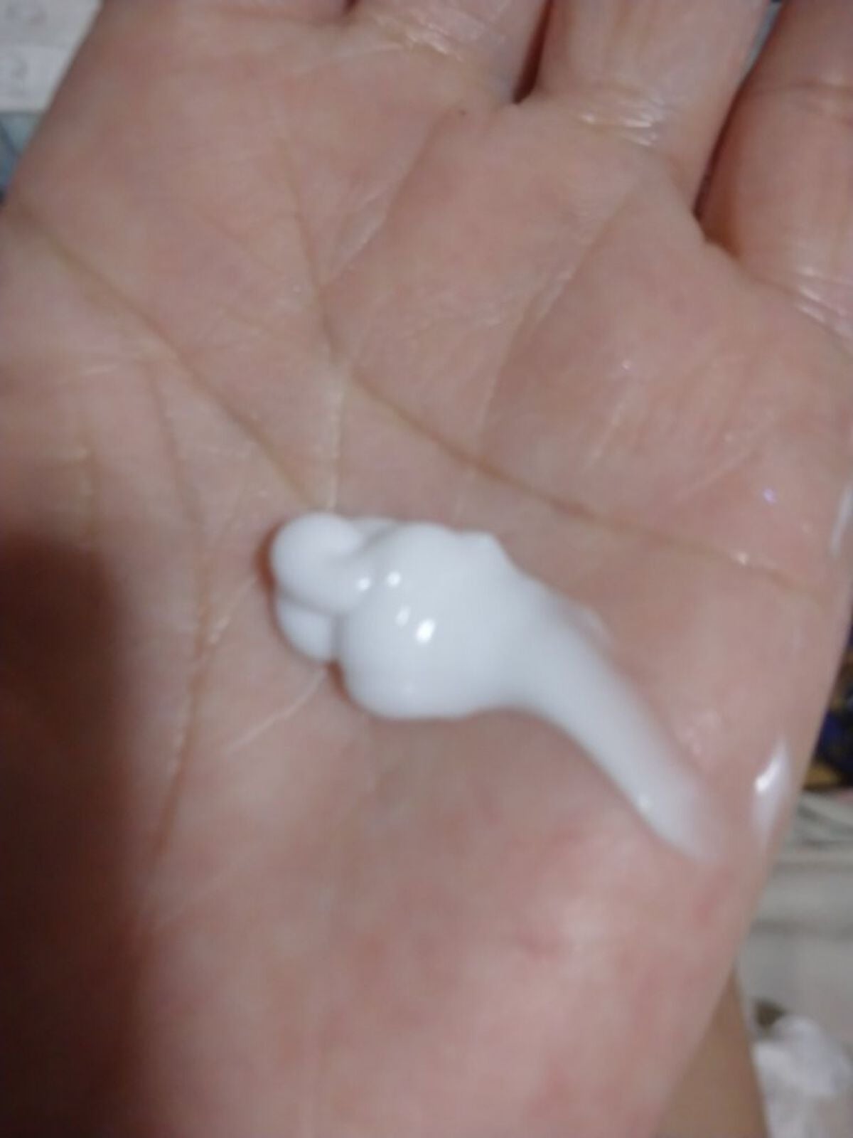 乾燥小じわフェイスクリーム/DAISO/フェイスクリームを使ったクチコミ(2枚目)