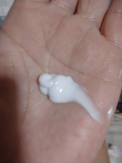 乾燥小じわフェイスクリーム/DAISO/フェイスクリームを使ったクチコミ(2枚目)