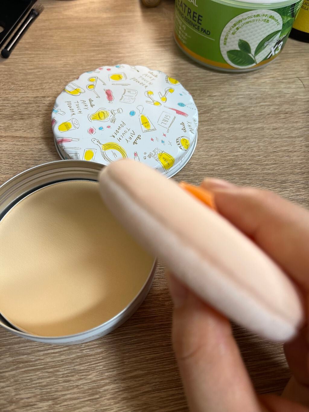 エアリータッチパウダー/クラブ/プレストパウダーを使ったクチコミ(4枚目)