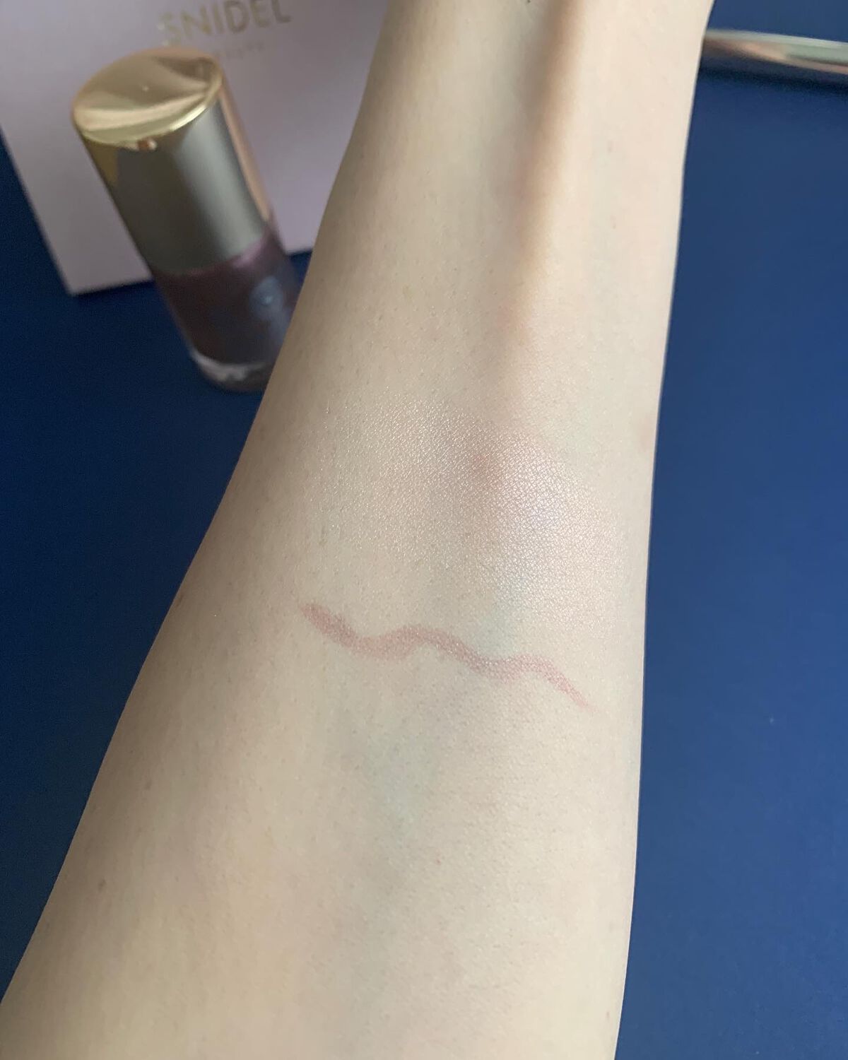 miho on LIPS 「@snidelbeautysnidelホリデーメイクアップコフ..」(2枚目)