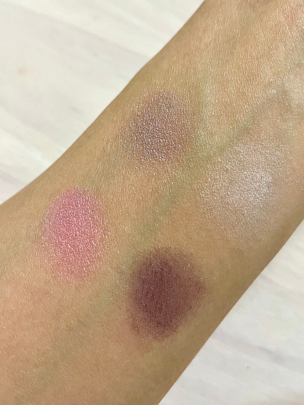 レ キャトル オンブル/CHANEL/アイシャドウパレットを使ったクチコミ(2枚目)