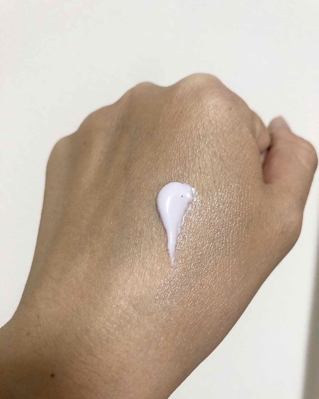 オハナ･マハロ トーンアップUVセラム ピカケアウリィ〈日やけ止め・美容液〉/OHANA MAHAALO/日焼け止めローションを使ったクチコミ（2枚目）