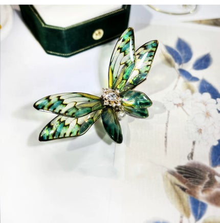 インスピレーションクローゼット on LIPS 「レトログリーンの妖精の翼のヘアピン【デザインインスピレーション..」(2枚目)