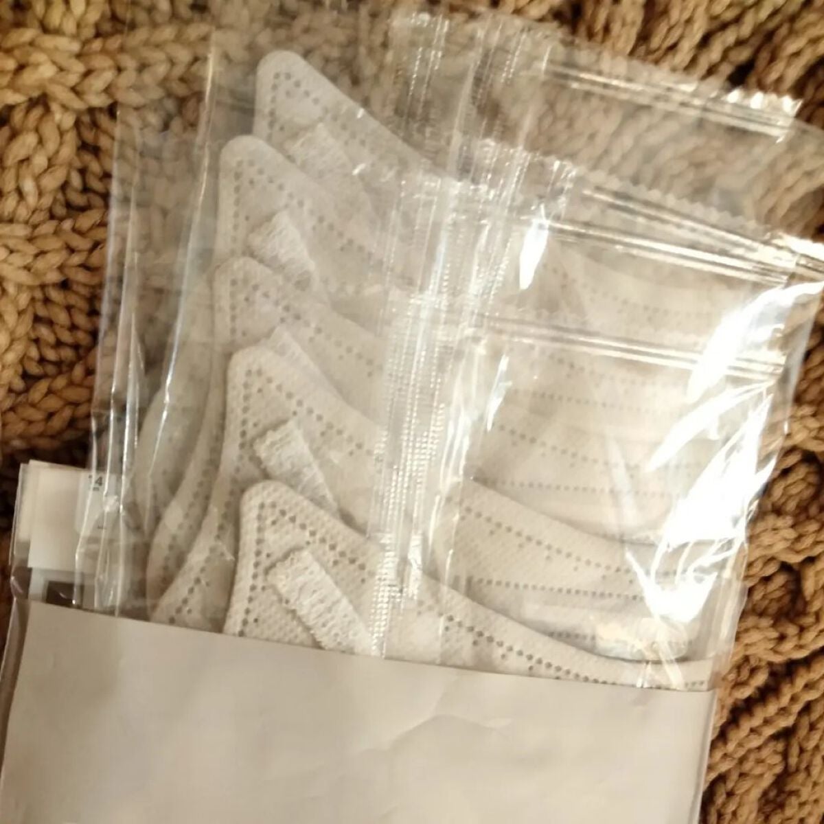 mcgroupakiko on LIPS 「乾燥する冬の外出にはウィルス対策だけでなく花粉予防や防寒・保湿..」(4枚目)