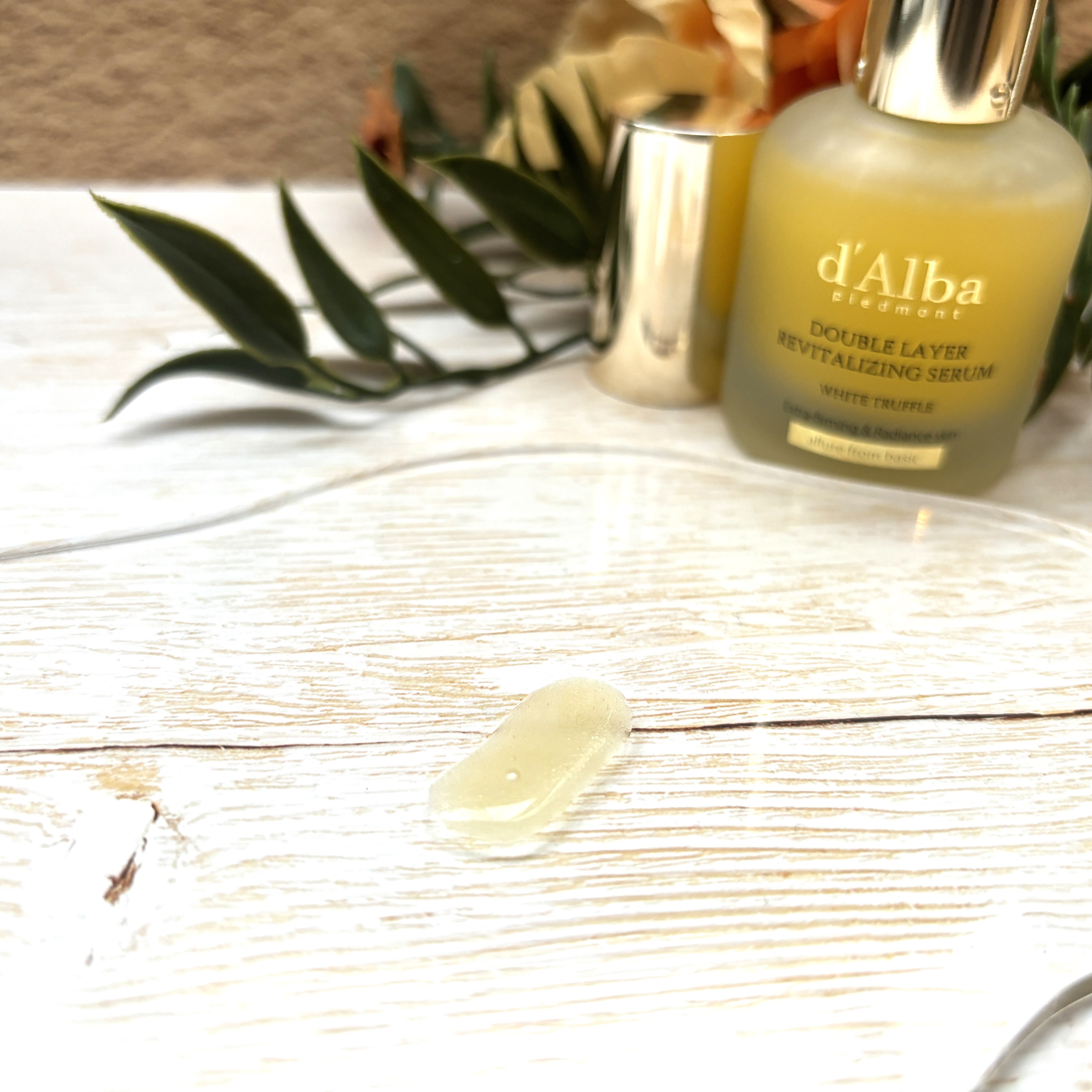 ホワイトトリュフダブルレイヤーリバイタライジングセラム/ダルバ/美容液を使ったクチコミ（3枚目）