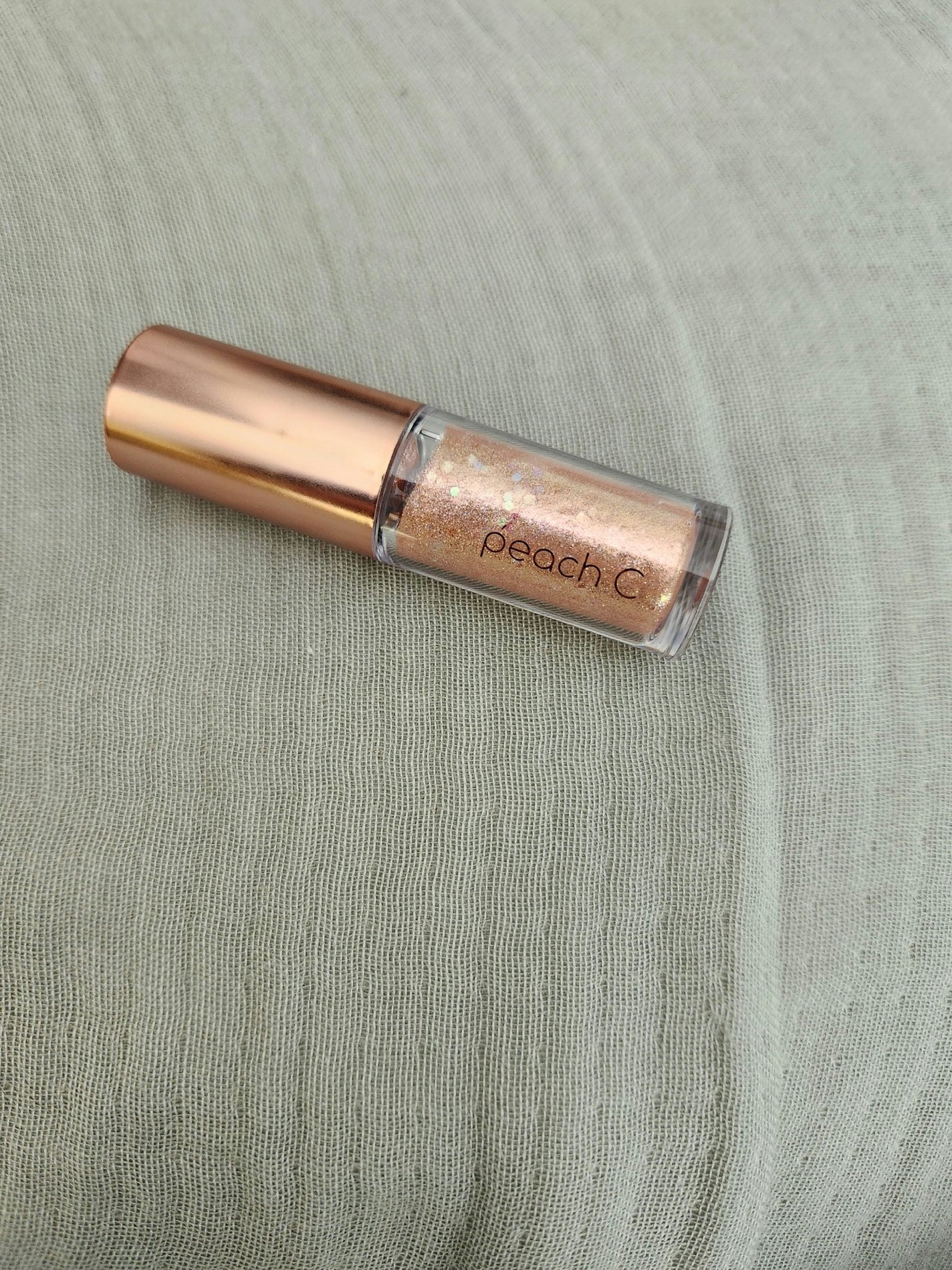 むぅ on LIPS 「#peachC#アイグリッター #バレンタインピンク02キラキ..」(1枚目)