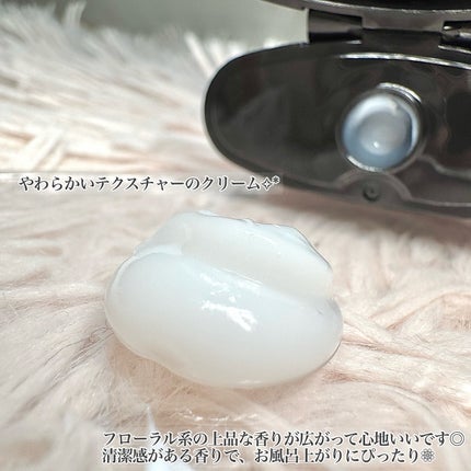 キューミースウィートボムホワイトクリーム/AGARISM/ボディクリームを使ったクチコミ(2枚目)