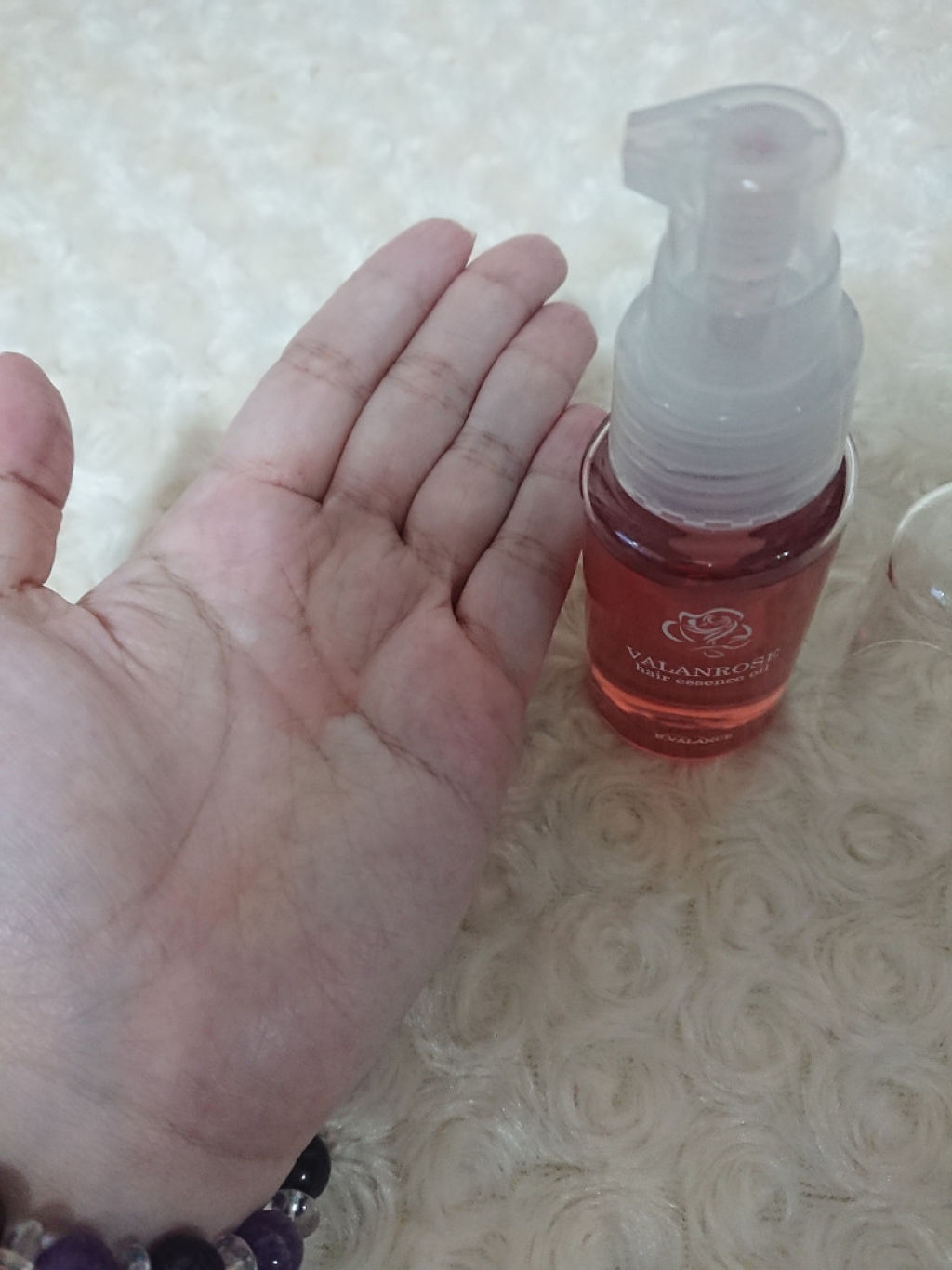 ヘアエッセンスオイル さくらローズ/VALANROSE/ヘアオイルを使ったクチコミ（2枚目）