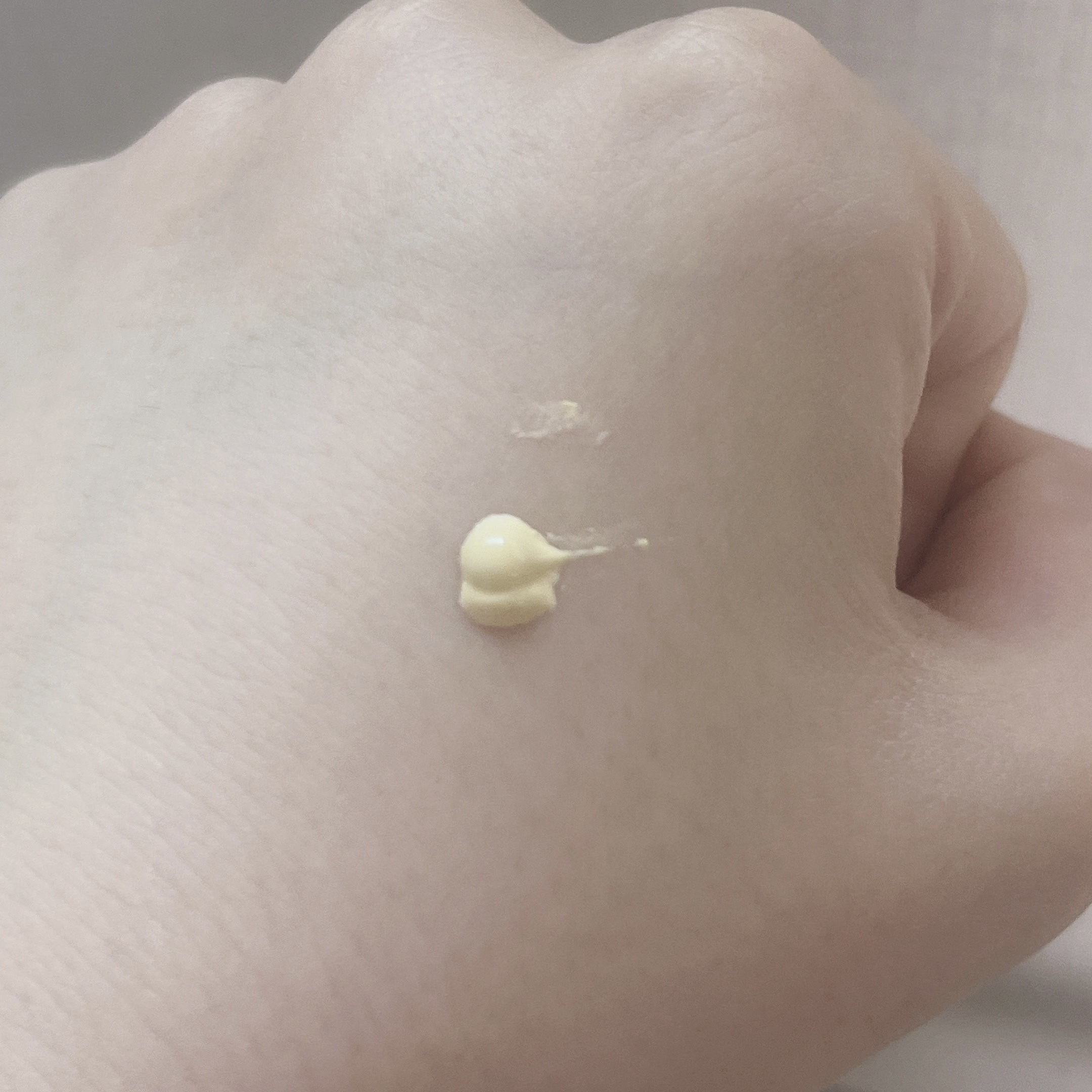 フィニッシングパウダー マット/チャコット・コスメティクス/ルースパウダーを使ったクチコミ（2枚目）