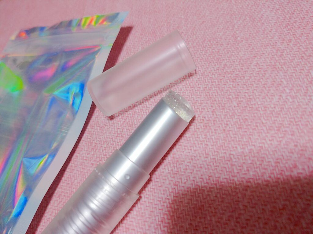 グリッタリーウェブリップバーム N°1ネットライク/unleashia/リップケアを使ったクチコミ（1枚目）