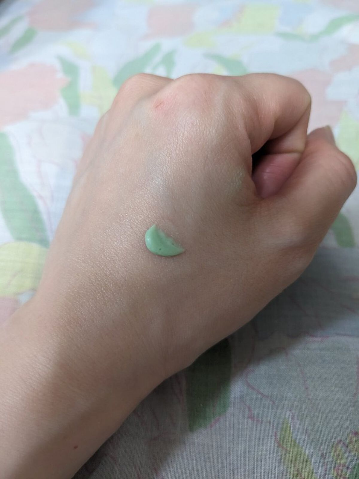 プライム タイム レッドネス リデュース/bareMinerals/化粧下地を使ったクチコミ（2枚目）