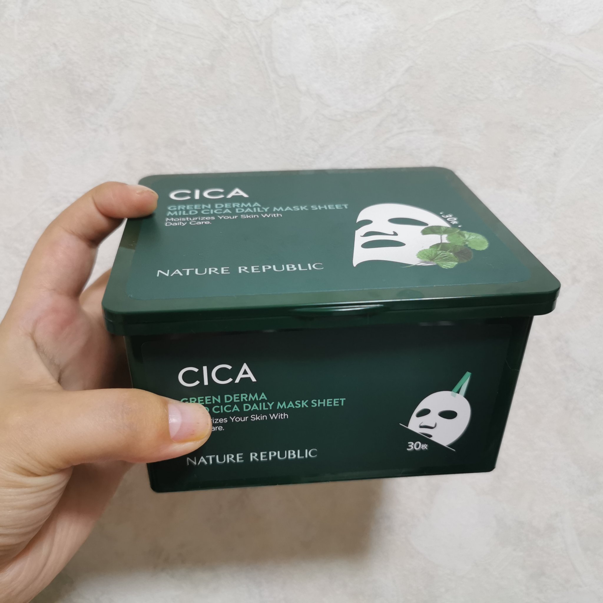 🌸ネイチャーリパブリック グリーンダーマCICAデイリーシートマスク ¥2380(税込)


［特徴･フリー成分］

アルコール、パラベン、ミネラルオイル、着色料フリー
5種類のCICA成分配合、プロポリス成分配合、セラミド配合、8種類の