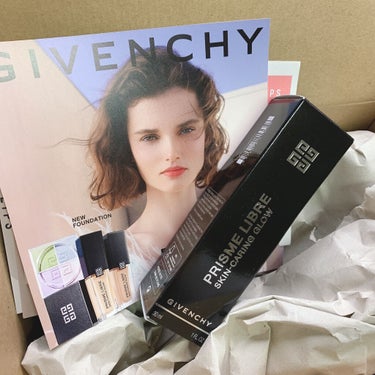 プリズム・リーブル・スキンケアリング・グロウ/GIVENCHY/リキッドファンデーションを使ったクチコミ（7枚目）