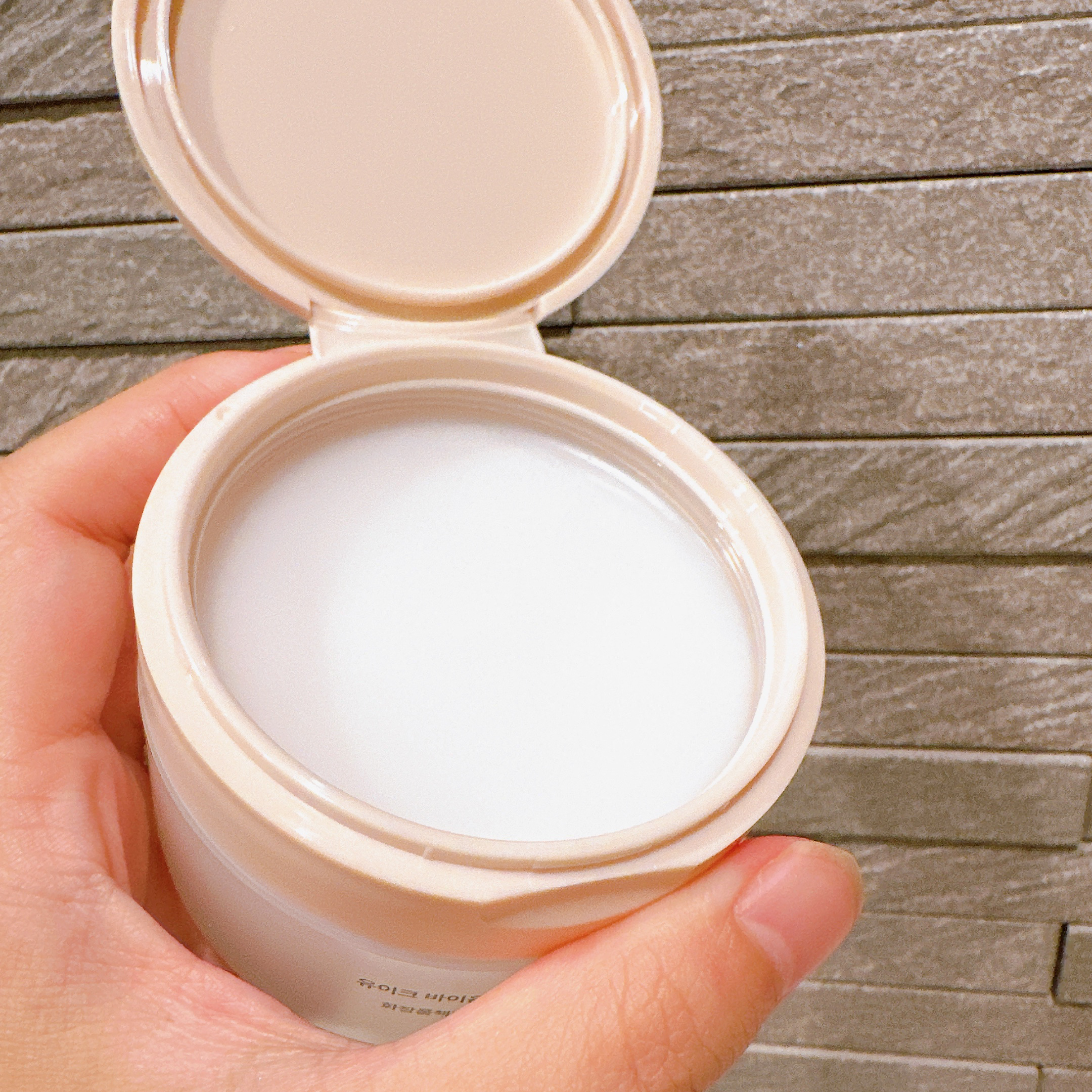 バイオームバリアコラーゲンファーミングクレンジングバーム/UIQ/クレンジングバームを使ったクチコミ（3枚目）