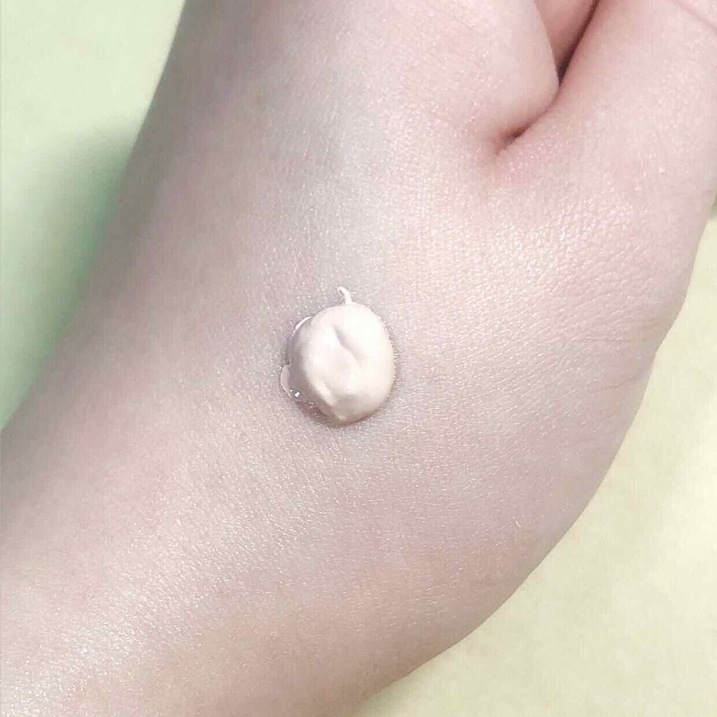 くずれにくい うるおい質感 メルティリキッドファンデーション/プリマヴィスタ/リキッドファンデーションを使ったクチコミ（3枚目）