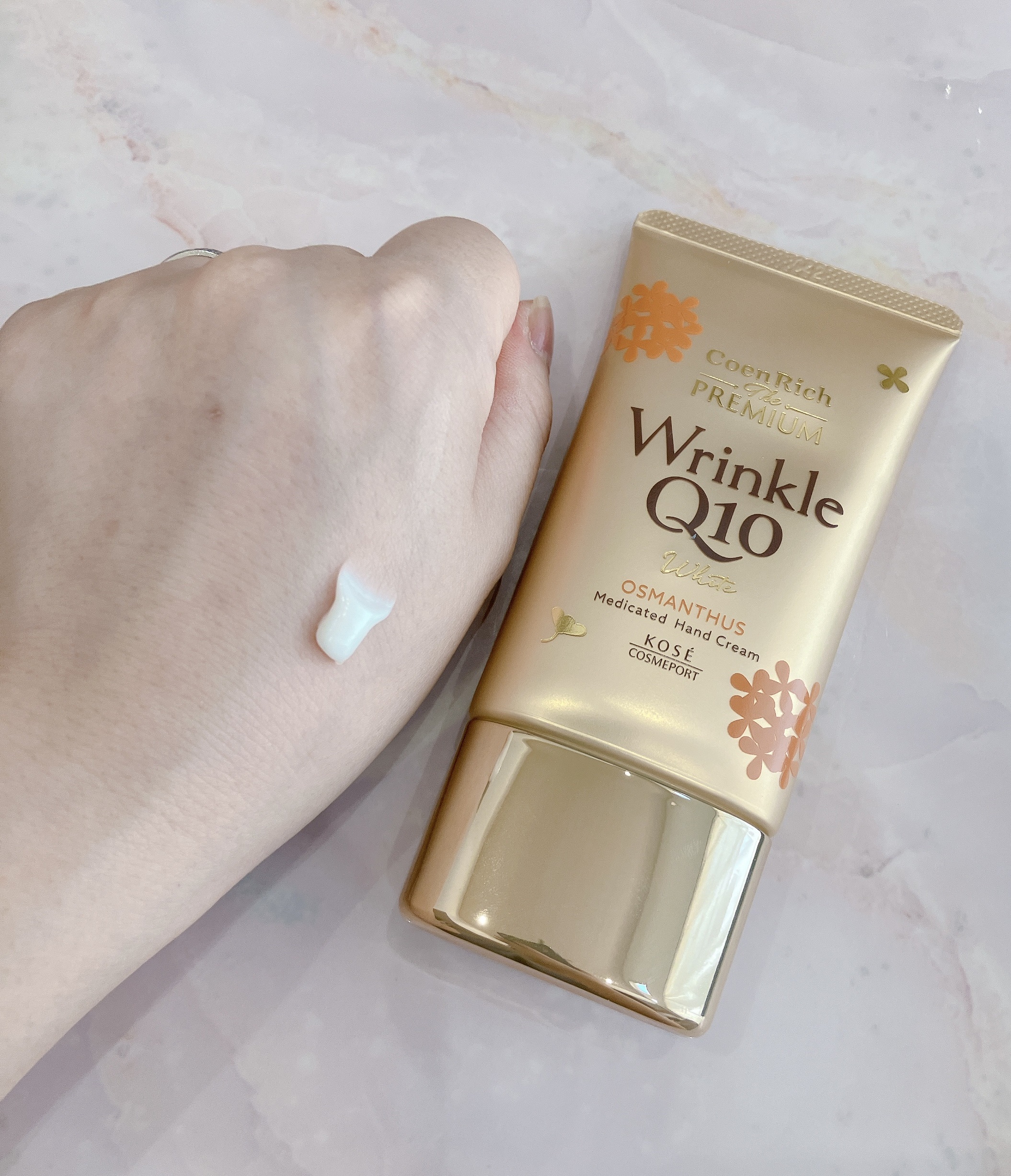 コエンリッチ　ザ　プレミアム  薬用リンクルホワイト　ハンドクリーム  金木犀の香り 【医薬部外品】/コエンリッチQ10/ハンドクリームを使ったクチコミ（1枚目）