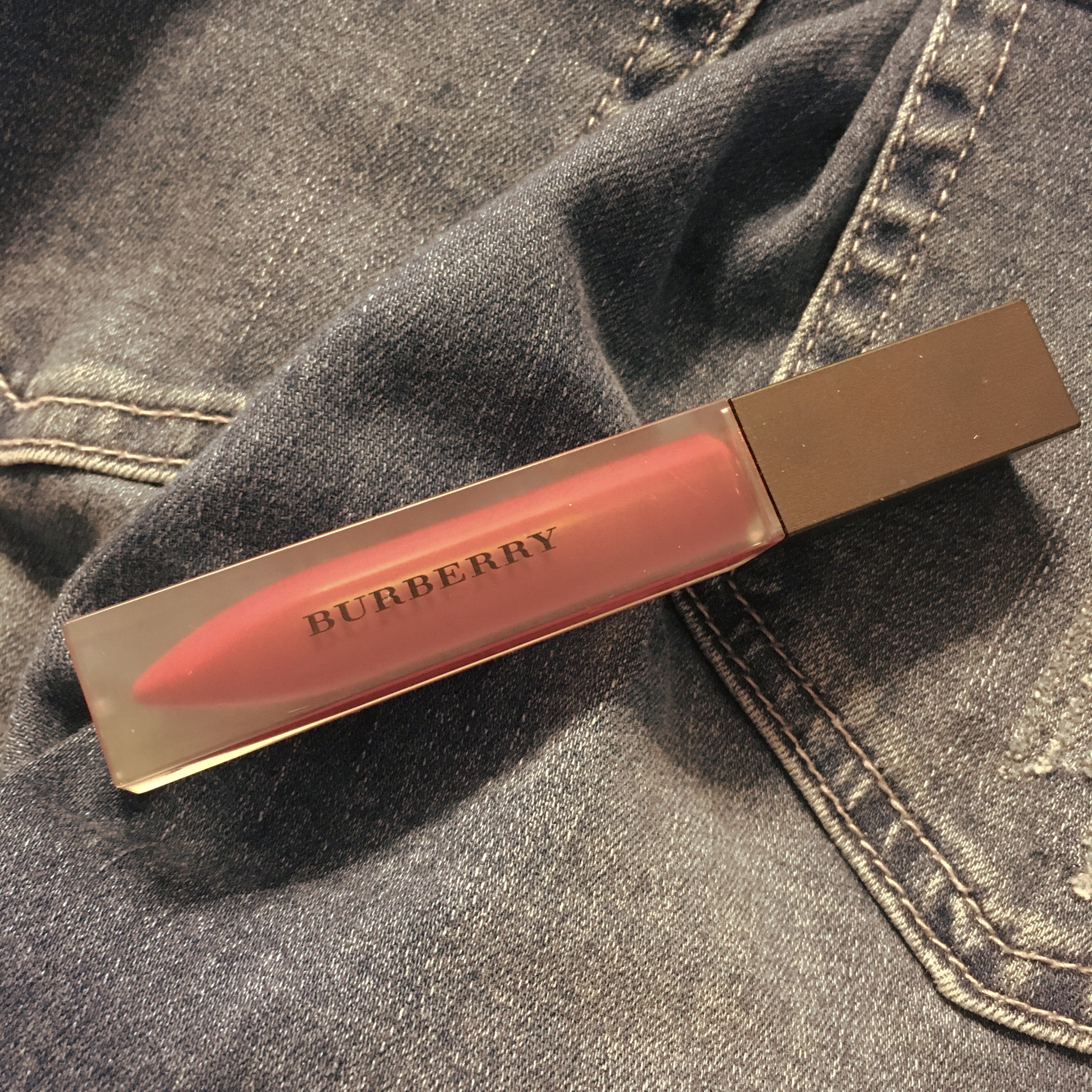 リキッド リップベルベット/Burberry Beauty/口紅を使ったクチコミ（1枚目）