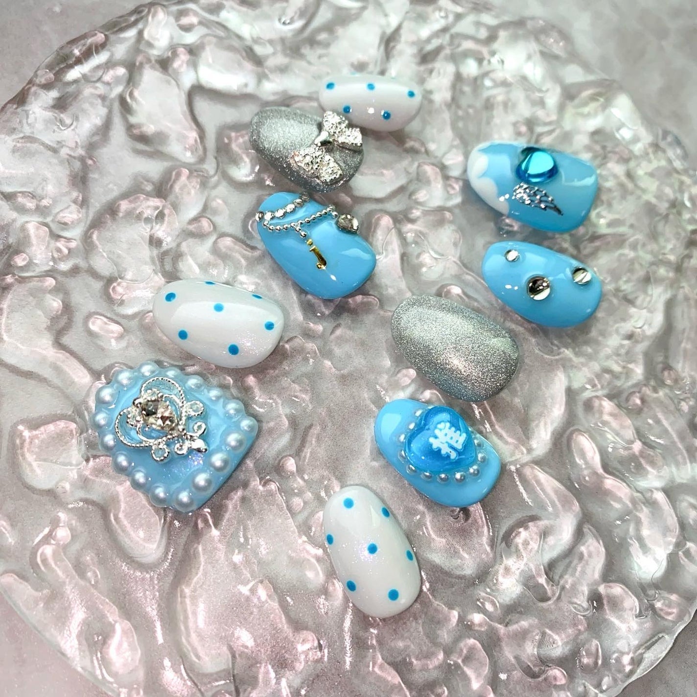 yumað§žãã©ããâ on LIPS ãç¥å®®å¯ºå倪æšãã®åéã«ãã¬ãŒã³ããããã€ã«ãããäœæð€æ°ã«å
¥ã£..ãïŒ3æç®ïŒ