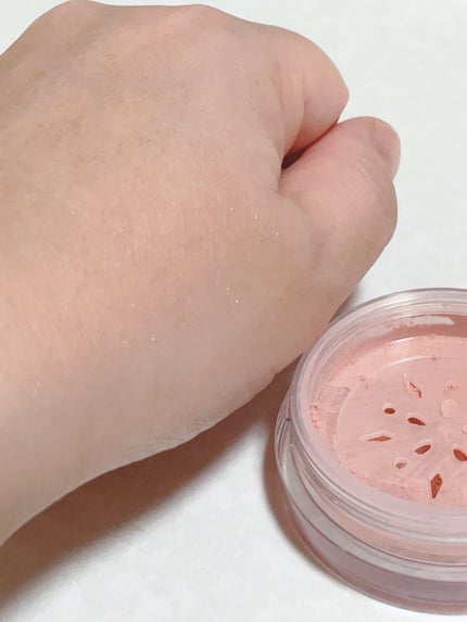 ミネラルチーク/TOUT VERT/パウダーチークを使ったクチコミ(4枚目)