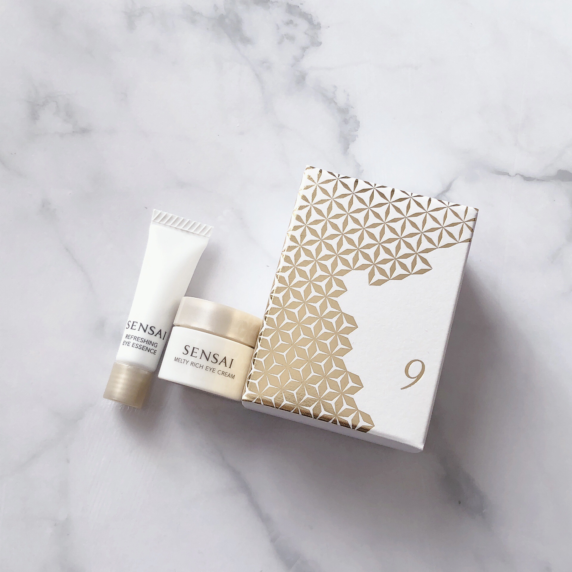 試してみた】トータルアイトリートメント SENSAIの効果・肌質別