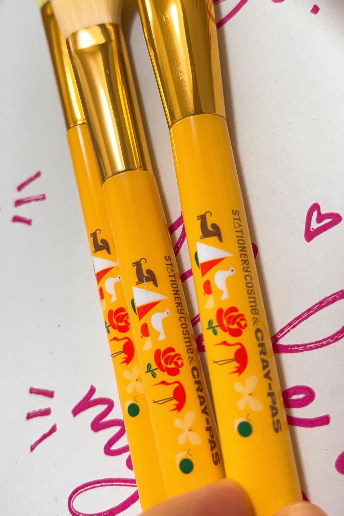 enna on LIPS 「ドラストのアエナで全て329円で購入♪クレパス柄に一目惚れしま..」(4枚目)