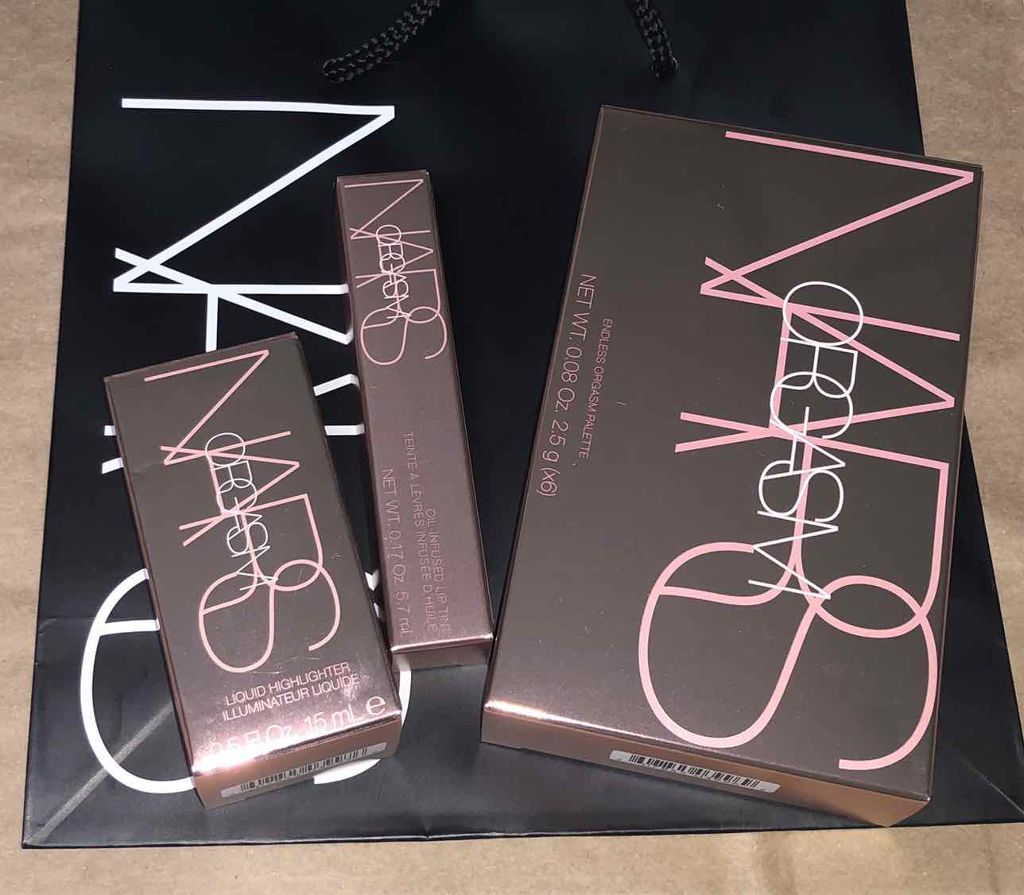 リキッドハイライター/NARS/リキッドハイライトを使ったクチコミ(1枚目)