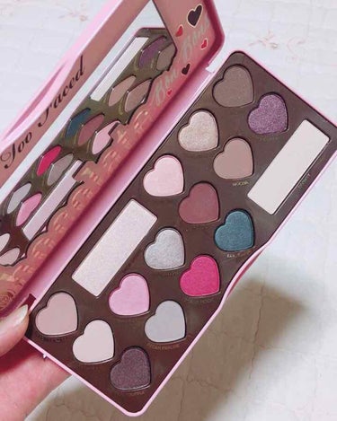 Too Faced チョコレート ボンボン アイ シャドウ コレクションのクチコミ「Too Faced(トゥフェイス/海外)
Chocolate Bon Bons
アイシャドウ .....」（1枚目）