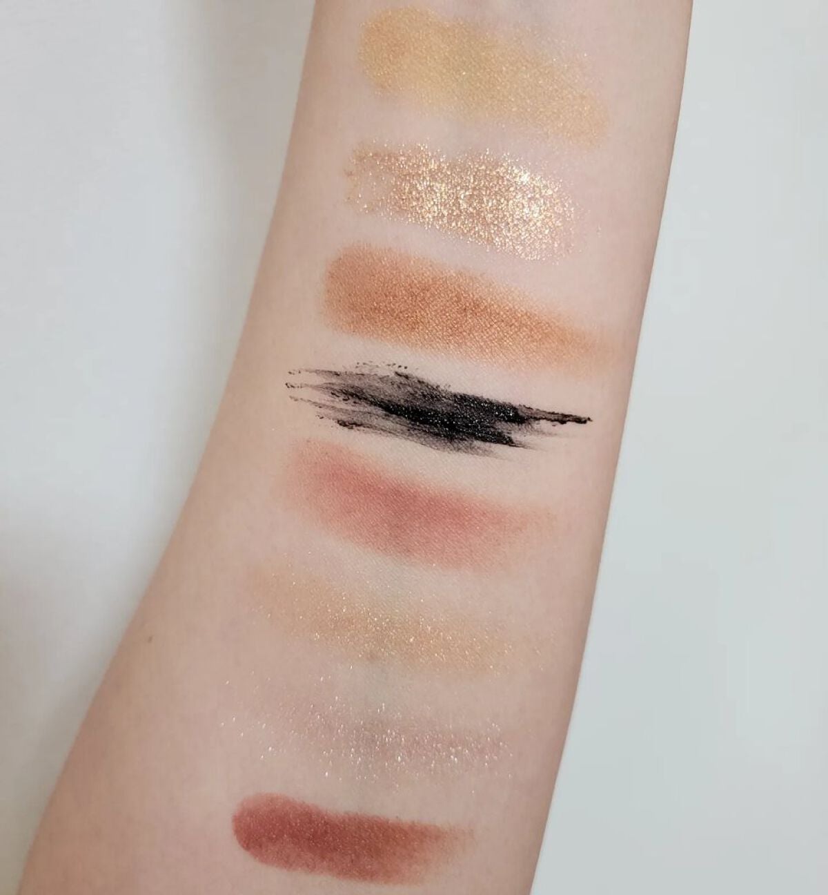 フェイス スタイリスト/SNIDEL BEAUTY/アイシャドウパレットを使ったクチコミ(3枚目)