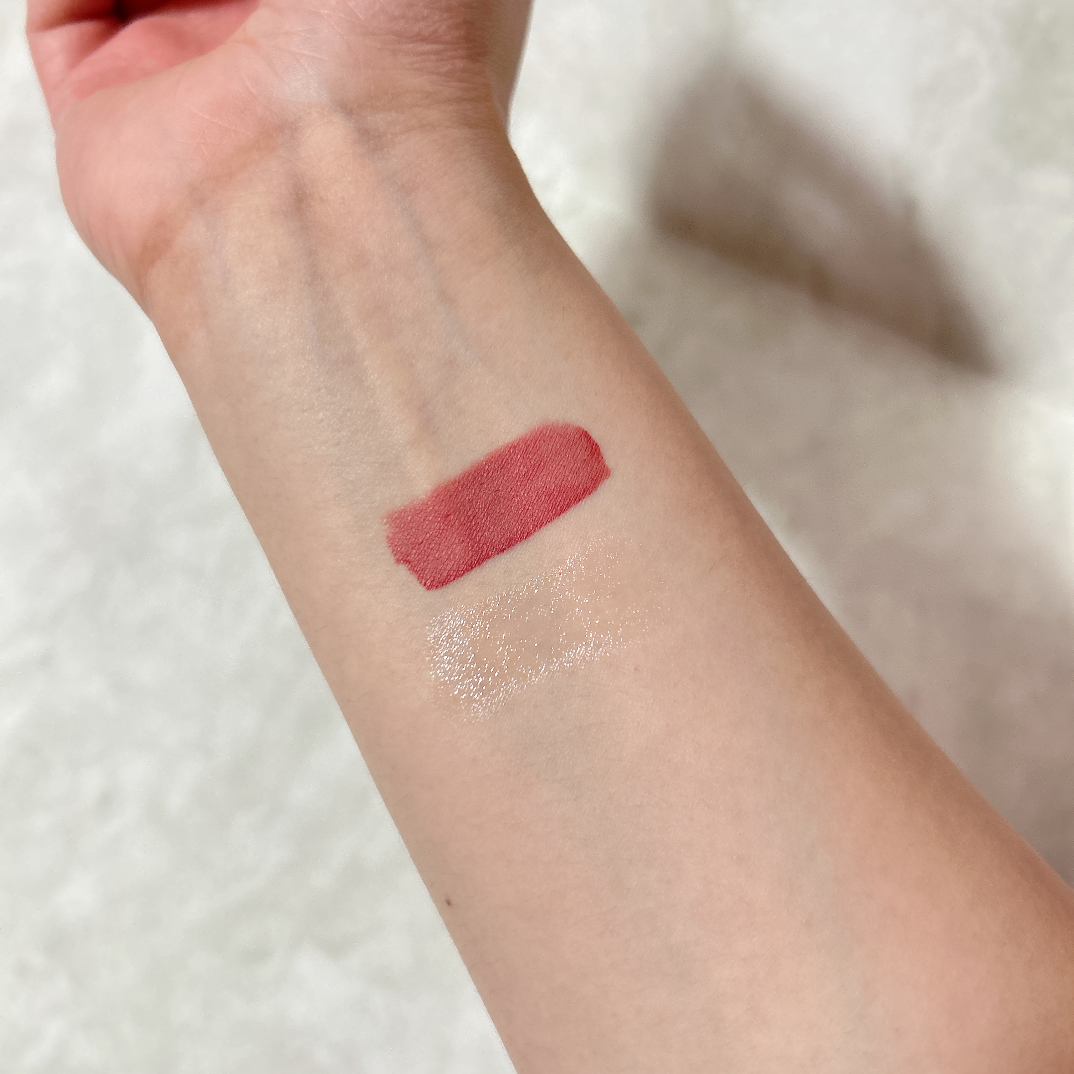 ラスティング プロボカリプス リップカラー/リンメル ロンドン/リップグロスを使ったクチコミ（2枚目）