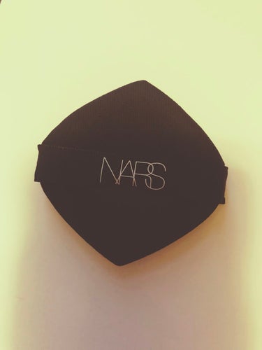 ピュアラディアントプロテクション アクアティックグロー クッションファンデーション SPF50+／PA+++ 00508/NARS/クッションファンデーションを使ったクチコミ（2枚目）