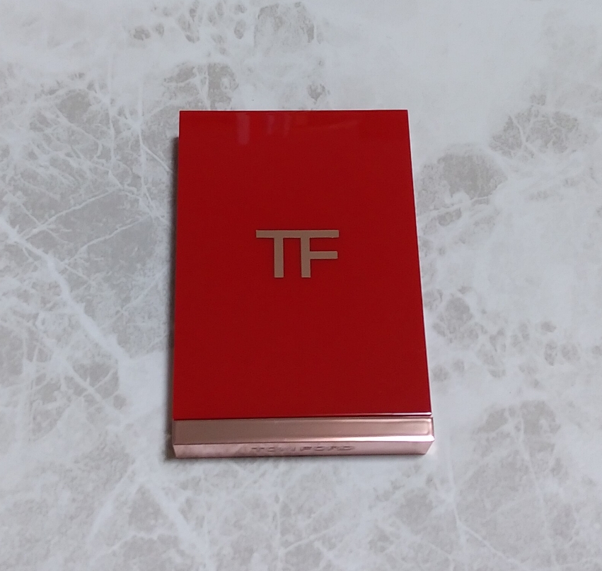 アイ カラー クォード 01SC エレクトリック チェリー (限定色)/TOM FORD BEAUTY/アイシャドウパレットを使ったクチコミ（1枚目）