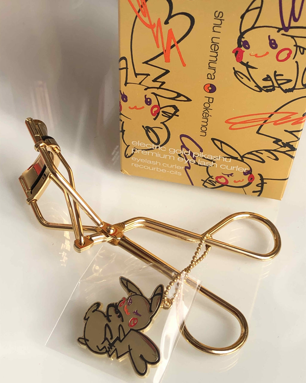 エレクトリック ゴールド ピカシュウ プレミアム アイラッシュカーラー/shu uemura/ビューラーを使ったクチコミ（1枚目）