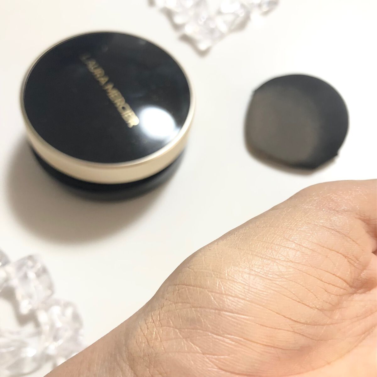 フローレス ルミエール ラディアンス パーフェクティング クッション/ローラ メルシエ/クッションファンデーションを使ったクチコミ(3枚目)