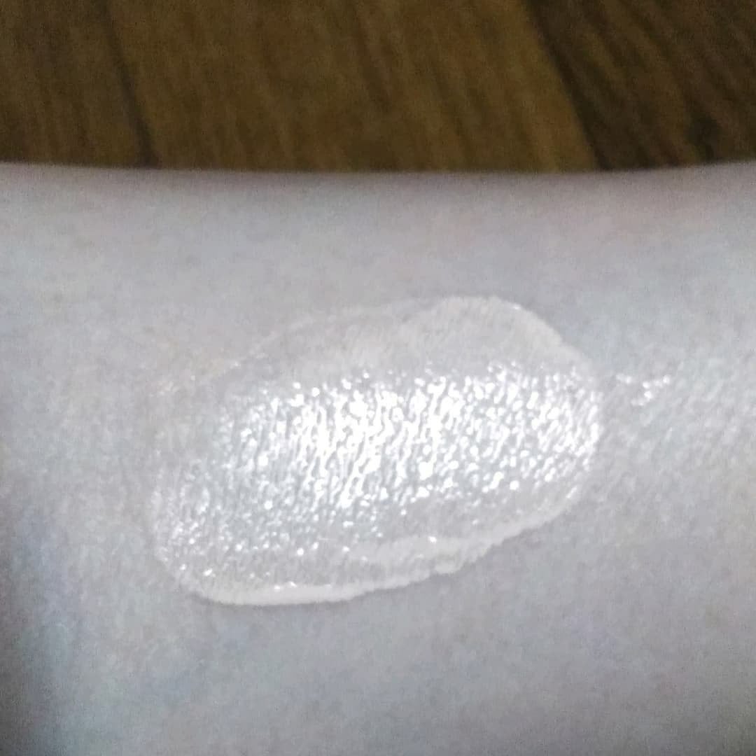 モイスチュアライジング ファンデーション プライマー/PAUL & JOE BEAUTE/化粧下地を使ったクチコミ(4枚目)